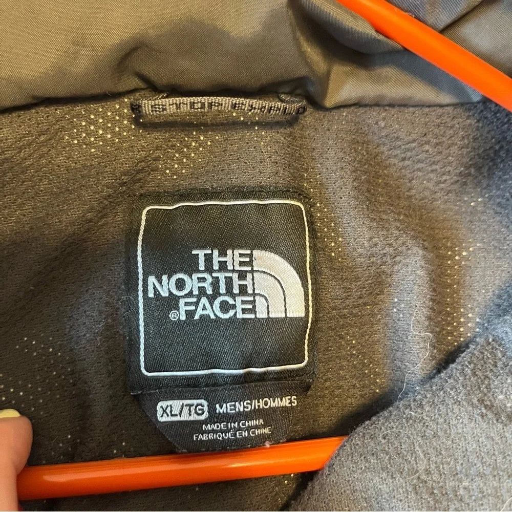 The North Face Men's XL Hyvent Winter Jacket.